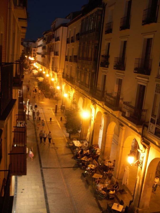 Apartamento Corazon De Portales Logrono Luaran gambar